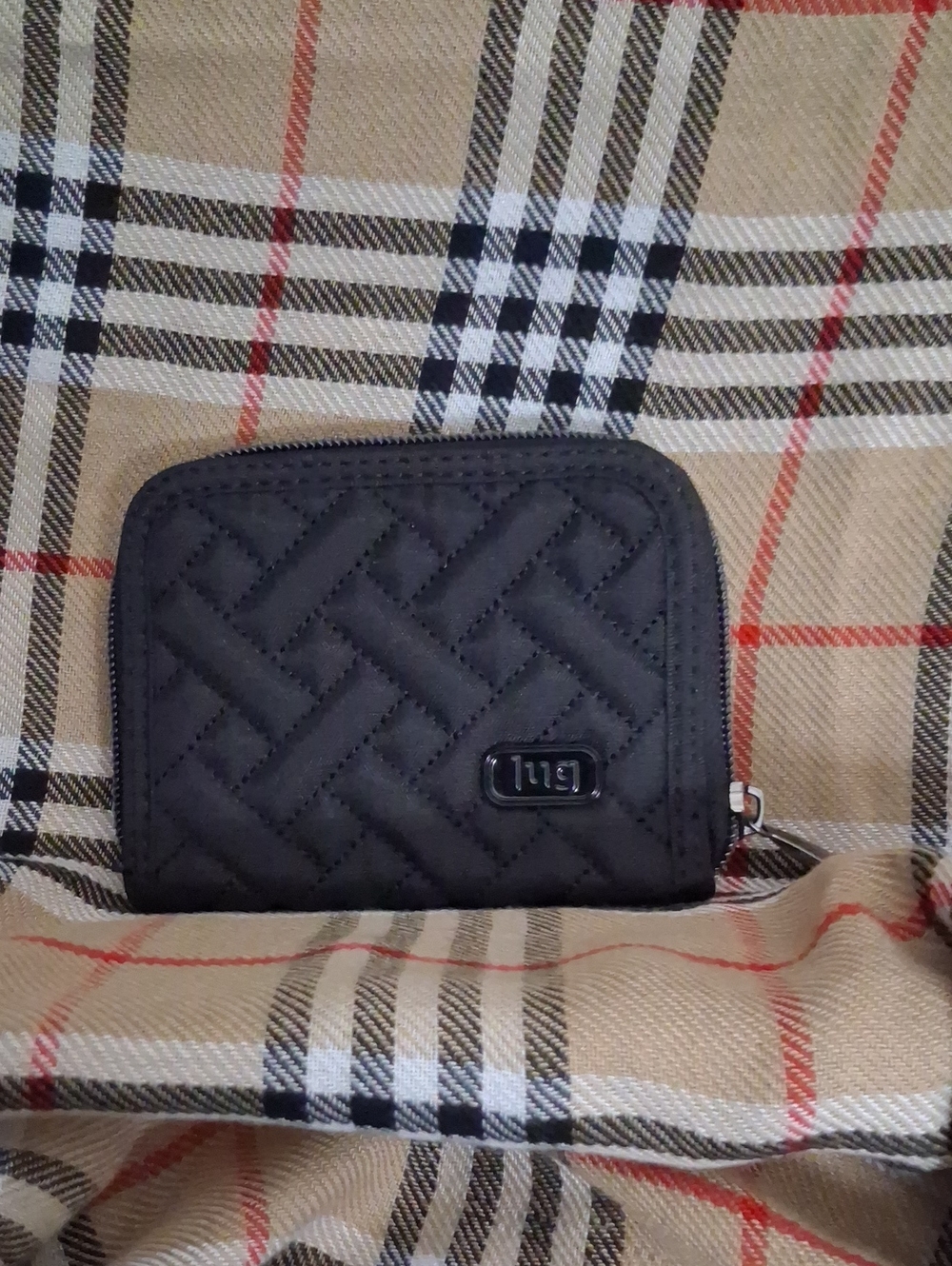 lug Black Quilted Zip-Around Card Wallet